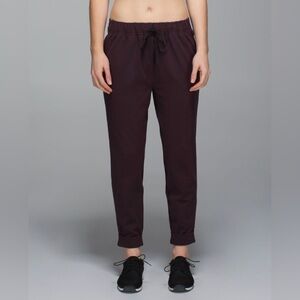 Lululemon Jet Crop *Luon
